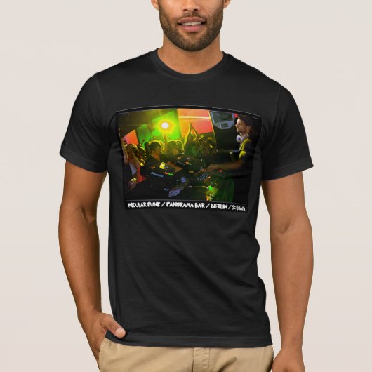 9:03AM - Bella Canvas T-Shirt (Mens) Tシャツ (正面)