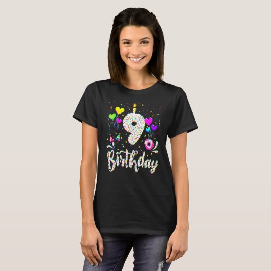 9th Birthday Girl 9 Years Old Bday Doughnut Party Tシャツ (正面フル)