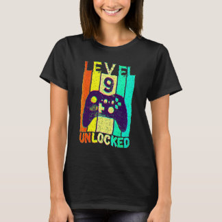 9th Birthday Level 9 Unlocked Video Game Gamer Boy Tシャツ