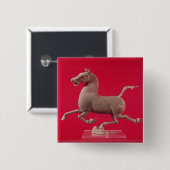 aで休む1つのひづめを搭載する疾走する馬 缶バッジ (正面&裏面)