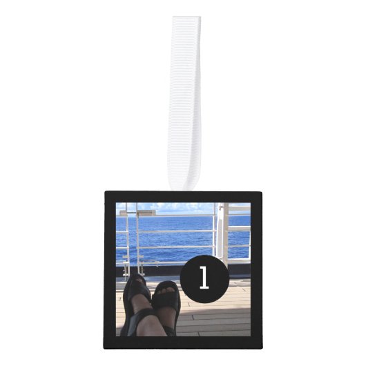 aで5つのイメージとあなた自身の装飾を容易にして下さい キューブオーナメント (正面)