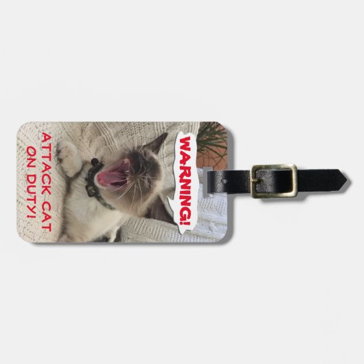 A警告.C.任務中のネコを攻撃するテンプレート ラゲッジタグ (正面横)