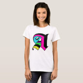 「A」の文字のTシャツ Tシャツ (正面フル)