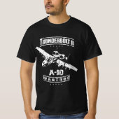 A-10 Thunderbolt IIワーストグUSAFアタックジェット機 Tシャツ (正面)