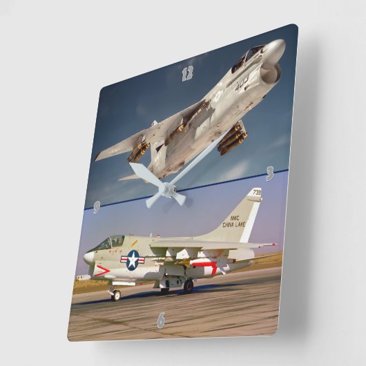 A-7コルセアII スクエア壁時計 (傾斜)