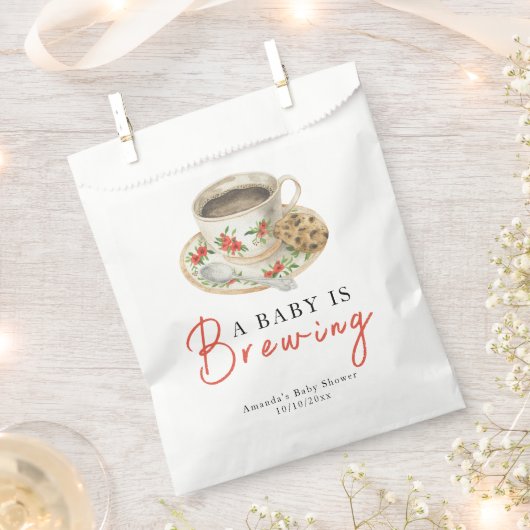 A Baby Is Brewing Coffee Cup Baby Shower フェイバーバッグ (クリップ留めされた状態)