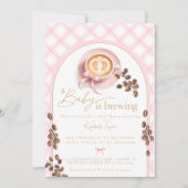 A Baby Is Brewing Coffee Girl Pink Bow Baby Shower 招待状 (正面)