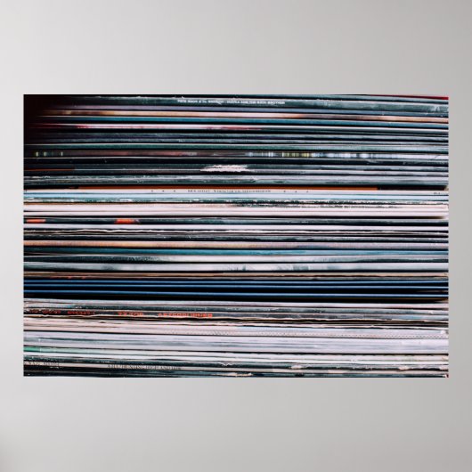 A background consisting of a stack of records in t ポスター (正面)