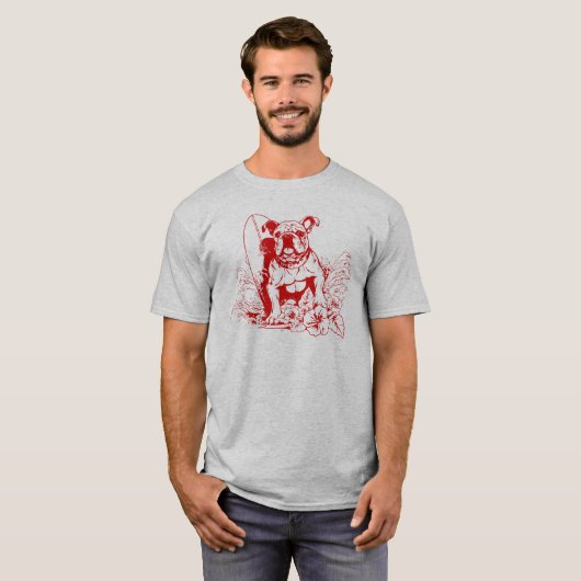 A beach loving red bulldog catching some waves tシャツ (正面フル)