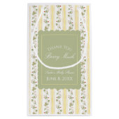 A berry sweet baby is on the way  スモールペーパーバッグ (裏面)