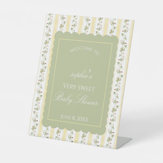 A berry sweet baby is on the way Welcome  台座サイン (正面)