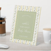 A berry sweet baby is on the way Welcome  台座サイン (インサイチュ)