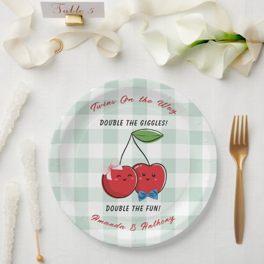 A Boy and Girl Twins Baby Shower ペーパープレート (ウェディング)