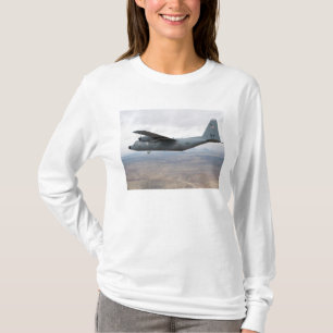 A.C. - 130ヘラクレスは空を通って上昇します Tシャツ
