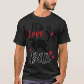 A Cat Bite Means Love, Kitty Valentines  Tシャツ (正面)
