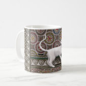 A cat on the mosaic coffee mug コーヒーマグカップ (正面左)