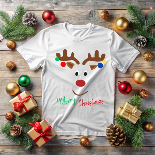 A cheerful Christmas reindeer Tシャツ