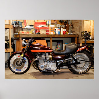 A Classic Kawasaki 1974 Z1  Modified Drag Bike ポスター