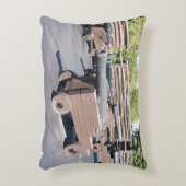 A Collection of Cannons アクセントクッション (正面(垂直))