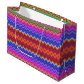 A colorful gift bag with a zigzag pattern ラージペーパーバッグ (正面アングル)