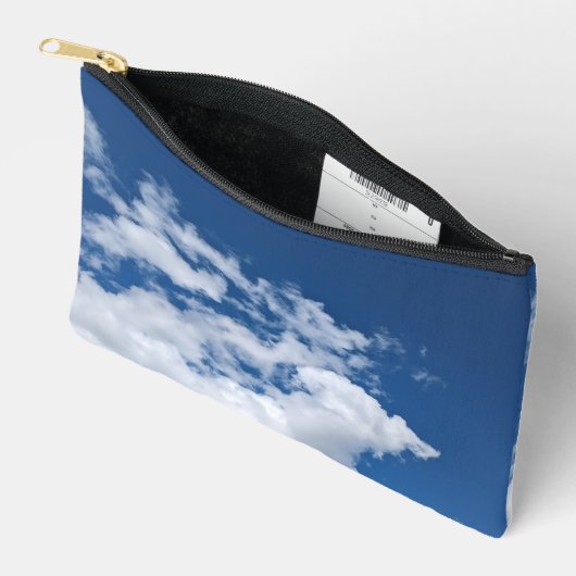 A corner of clouds アクセサリーポーチ (見開き)