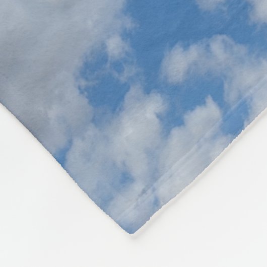 A corner of clouds フリースブランケット (角)