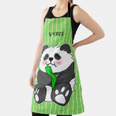 A Cute Baby Panda Eating Bamboo Stalk エプロン (インサイチュ)