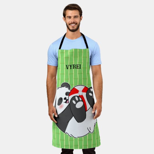A Cute Baby Panda Playing with a Ball エプロン (着用した状態)