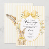 A cute little Floral Bunny Yellow Bow Baby Shower  招待状 (正面/裏面)