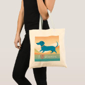 A cute tote bag with a wiener dog illustration トートバッグ (正面(商品))