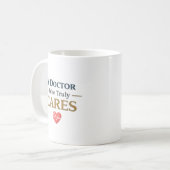 A Doctor Who Truly Cares Personalized gift コーヒーマグカップ (正面左)