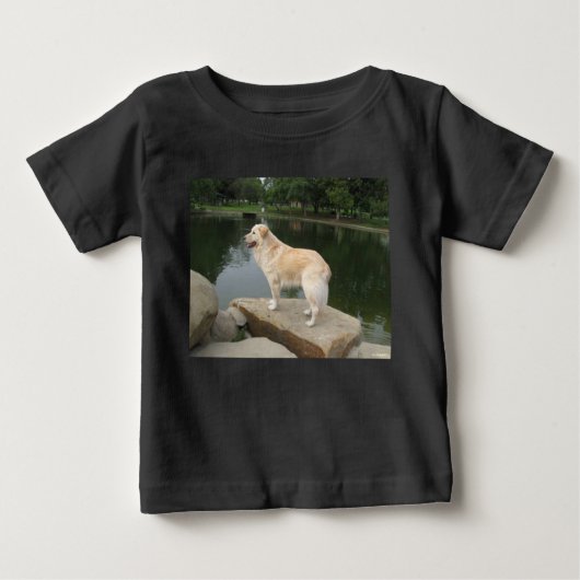 A Dog At A Pond ベビーTシャツ (正面)