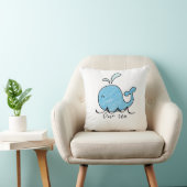 A FRIENDLY WHALE IN HIS SEA Throw Pillow クッション (椅子)