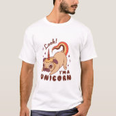 A funny pug unicorn Look I'm a Unicorn Tシャツ (正面)