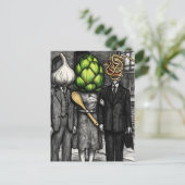 A garlic, an artichoke, and a spaghetti fork funny ポストカード (スタンド正面)