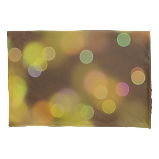 A Golden Christmas Pattern on  Fawn Brown 枕カバー (正面)