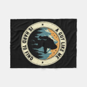 A Guy Like Me Is Hard To Find Funny Bigfoot Forest フリースブランケット (正面(横))