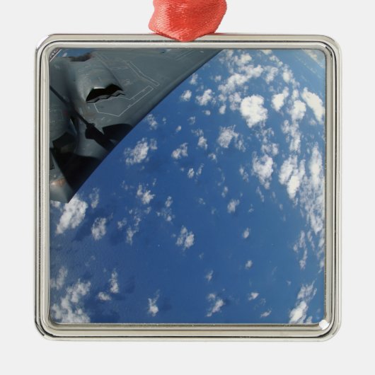 A KC-135ストラトタンカーはB-2精神を反論する メタルオーナメント (正面)