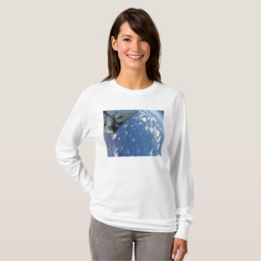 A KC-135ストラトタンカーはB-2精神を反論する Tシャツ (正面フル)