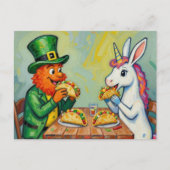 A leprechaun and a unicorn rabbit eating tacos ポストカード (正面)
