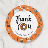 A Little Booはハロウィーンの赤ちゃんシャワーの影響を受けている フェイバータグ (正面)