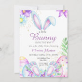 A Little Bunny is on the way Baby Shower 招待状 (正面)