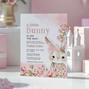 A Little Bunny is on the way Baby Shower 招待状