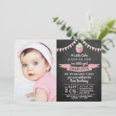 A Little Cake Chalkboard写真1st Birthday 招待状 (スタンド正面)