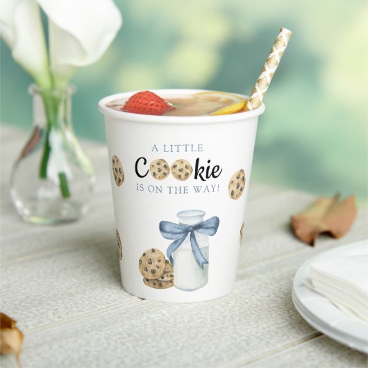 A Little CookieがBaby showerの途中にある 紙コップ (インサイチュ)