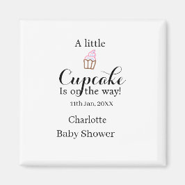 A little cupcake is on its way baby shower name da マグネット