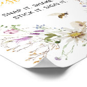 A Little Honey Bee Wildflower Photo Guestbook ポスター (角)