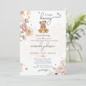 A Little Honey is on the way Baby Shower招待状 招待状 (スタンド正面)