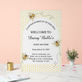 A little Honey Is On The Way Baby Shower アクリルサイン (ウェディング)
