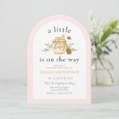 A Little Honey Is On The Way Pink Bee Baby Shower 招待状 (スタンド正面)